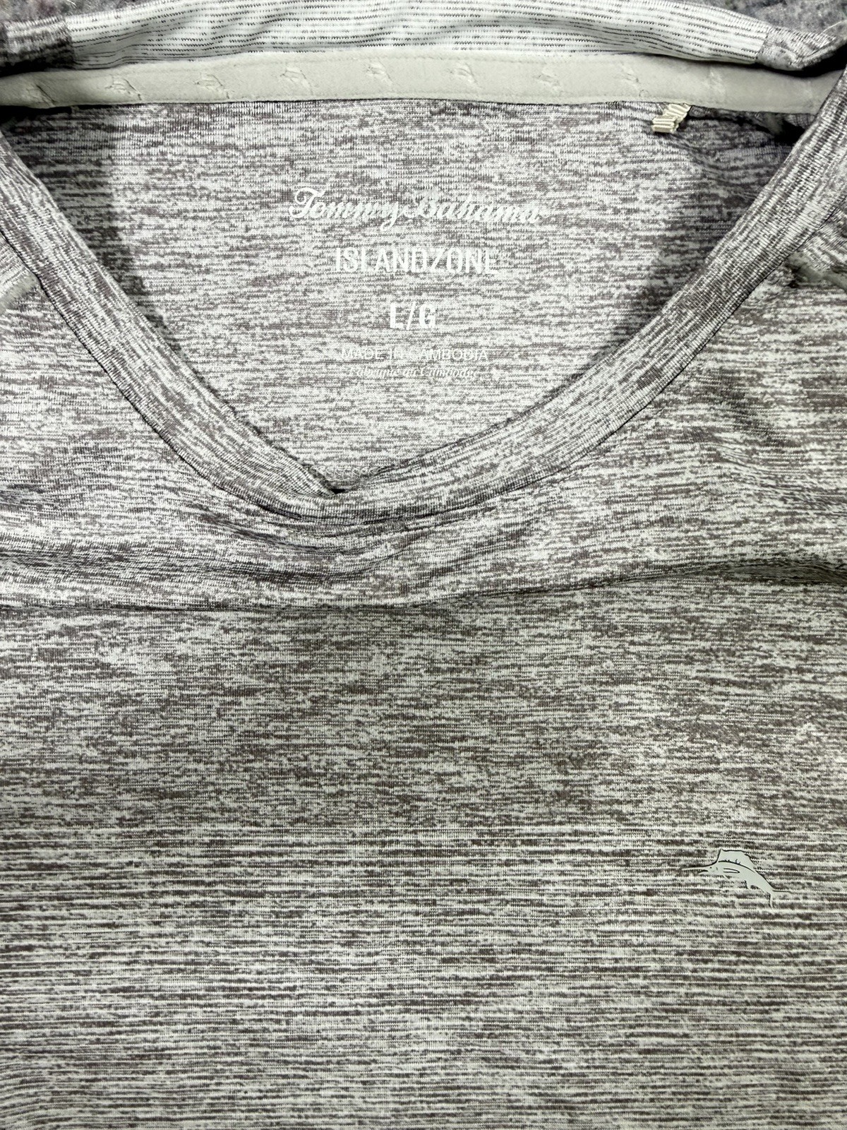 Tommy Bahama Men's Oasis Fade Crew Neck Short Sleeve Tee Gray Size LG gallery