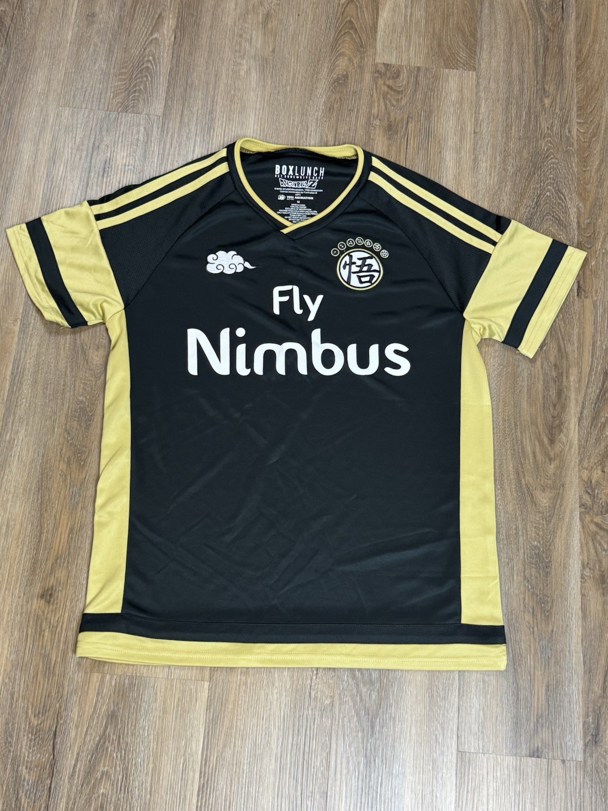 BoxLunch Exclusive Dragon Ball Z FLY NIMBUS Goku Soccer Jersey Size Medium gallery