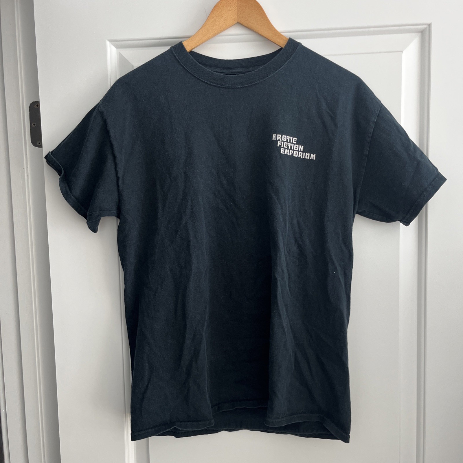 Andrew Brown's Erotic Skate Novel 'None Of The Bad Ones' T Shirt Size Medium 917 gallery