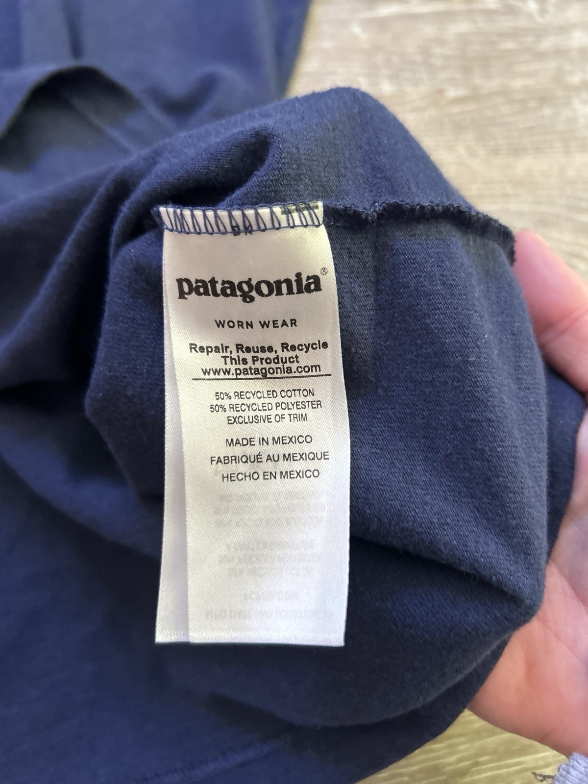 Patagonia Responsibili-Tee T Shirt Mens Large Split Mountain Logo Live Simply gallery