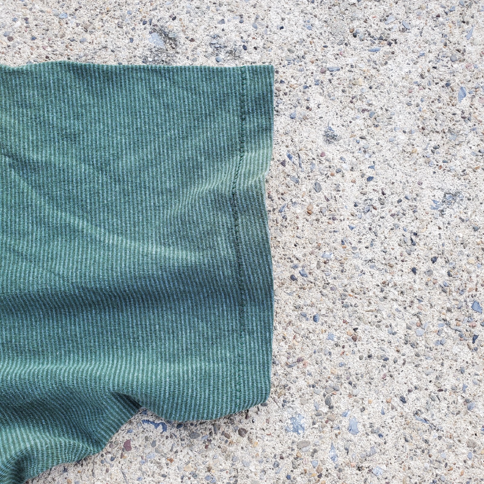 VINTAGE Hersheys Shirt Mens 2XL XXL Green Striped 90s gallery