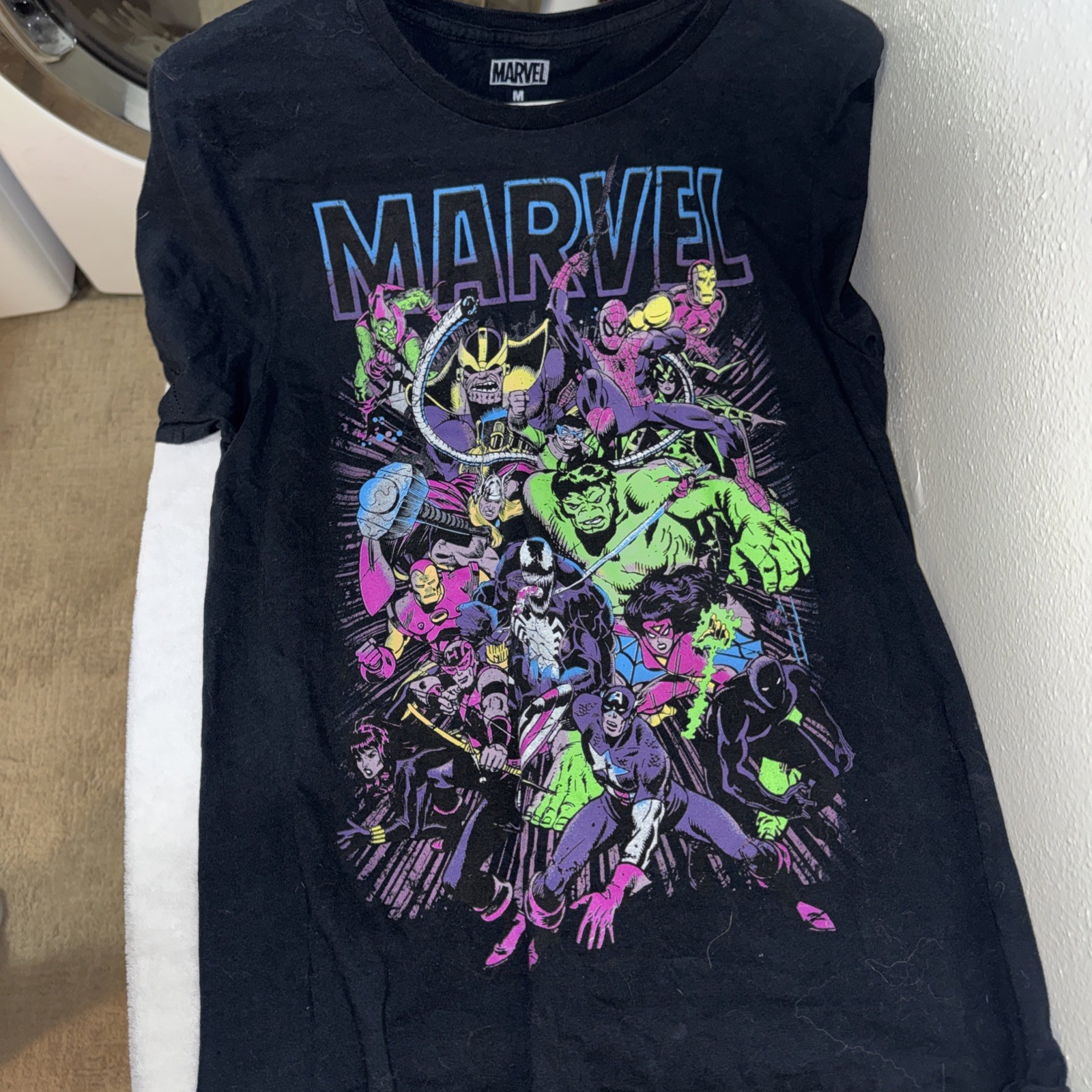 Mens Marvel Characters T-Shirt 100% Cotton Size M Black Neon Graphics