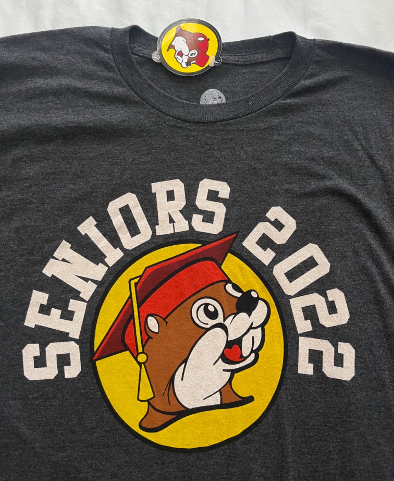 Buc-ees Men's Gray Cotton Crew Neck Seniors 2022 Short Sleeves T-Shirt Size XL gallery