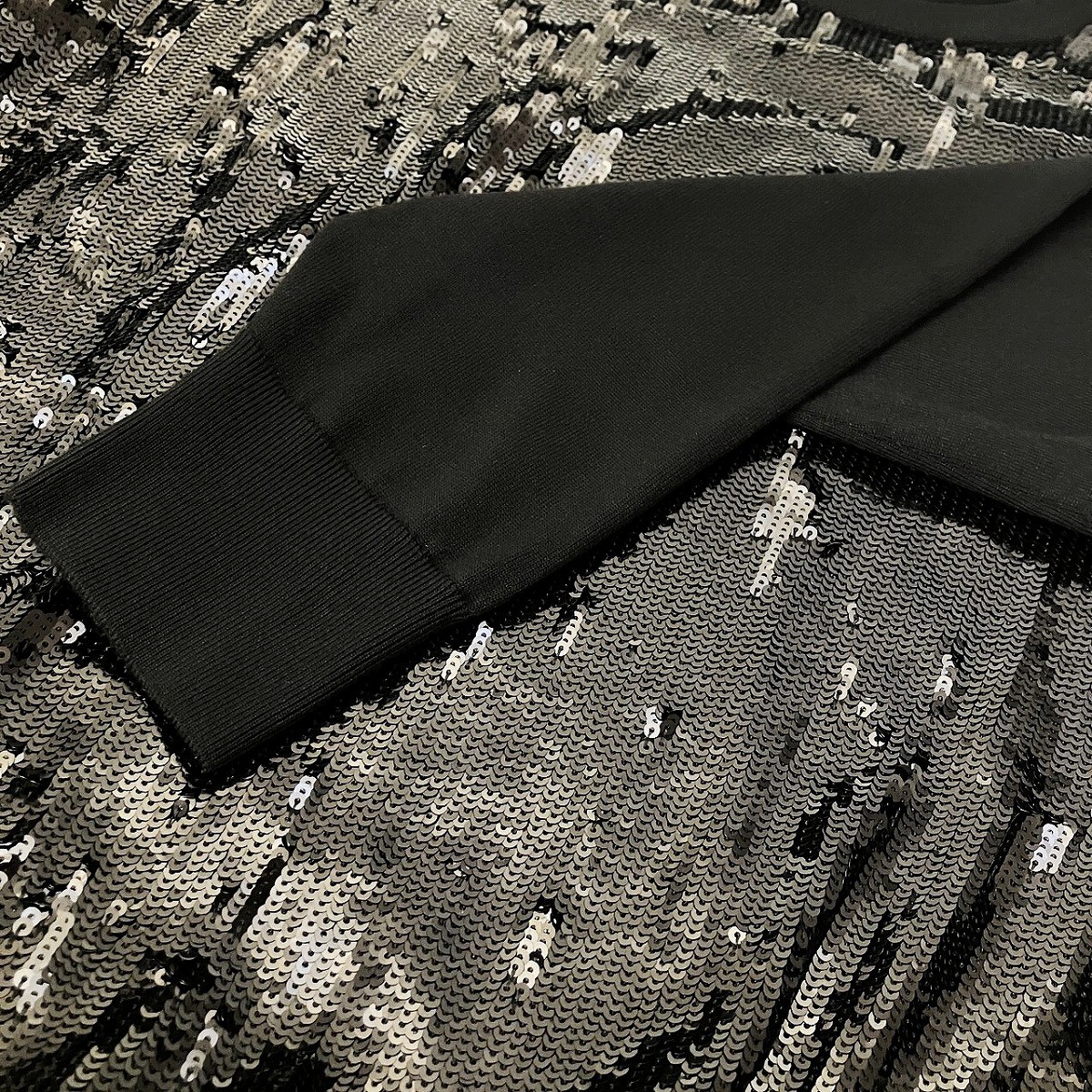 DOLCE&GABBANA tops 65% Polyamide x 18% Silk x 17% Wool Free shipping Used gallery