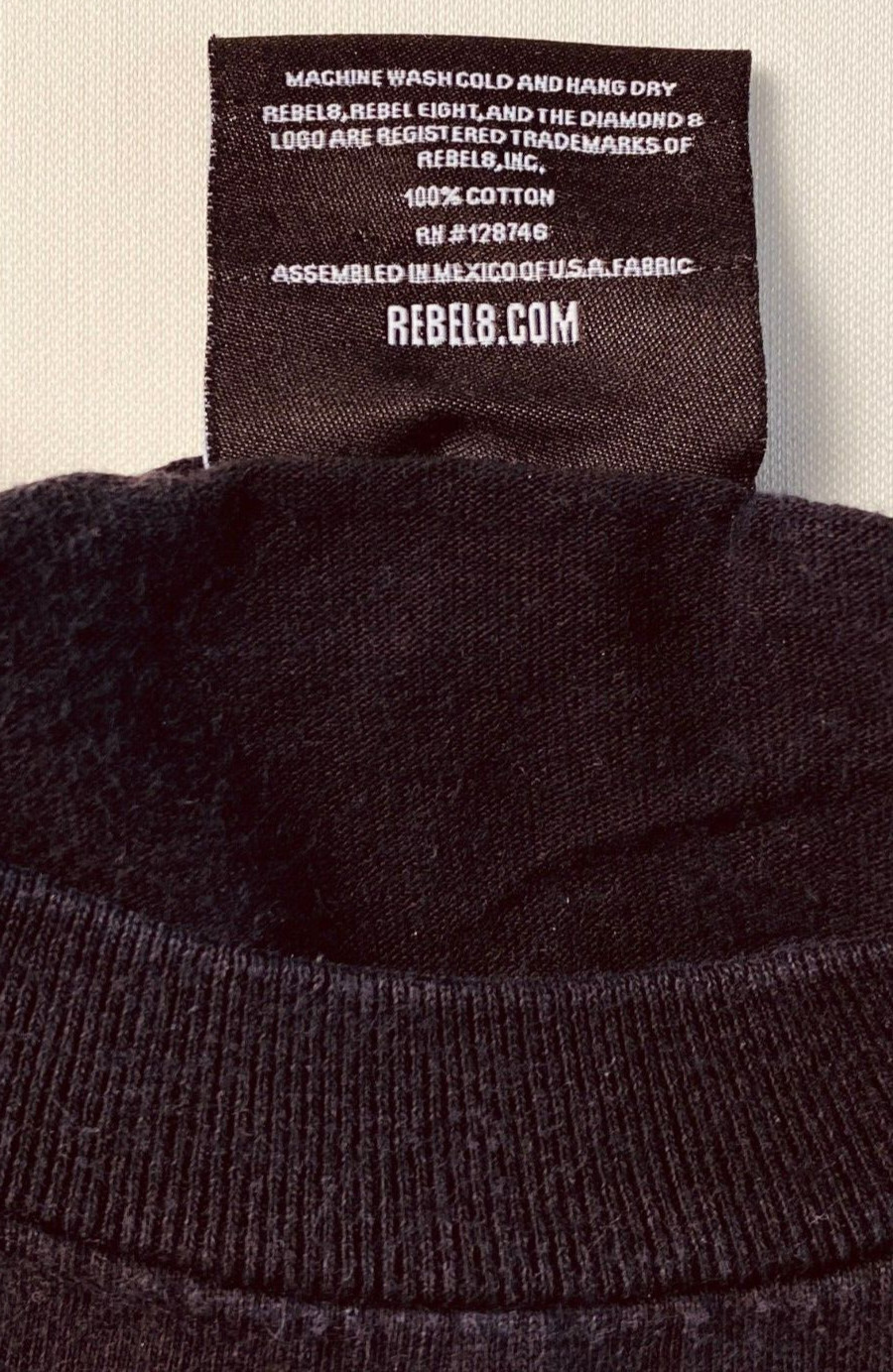 Rebel 8 Eight T-Shirt Men’s Size Small Graphic Tee gallery