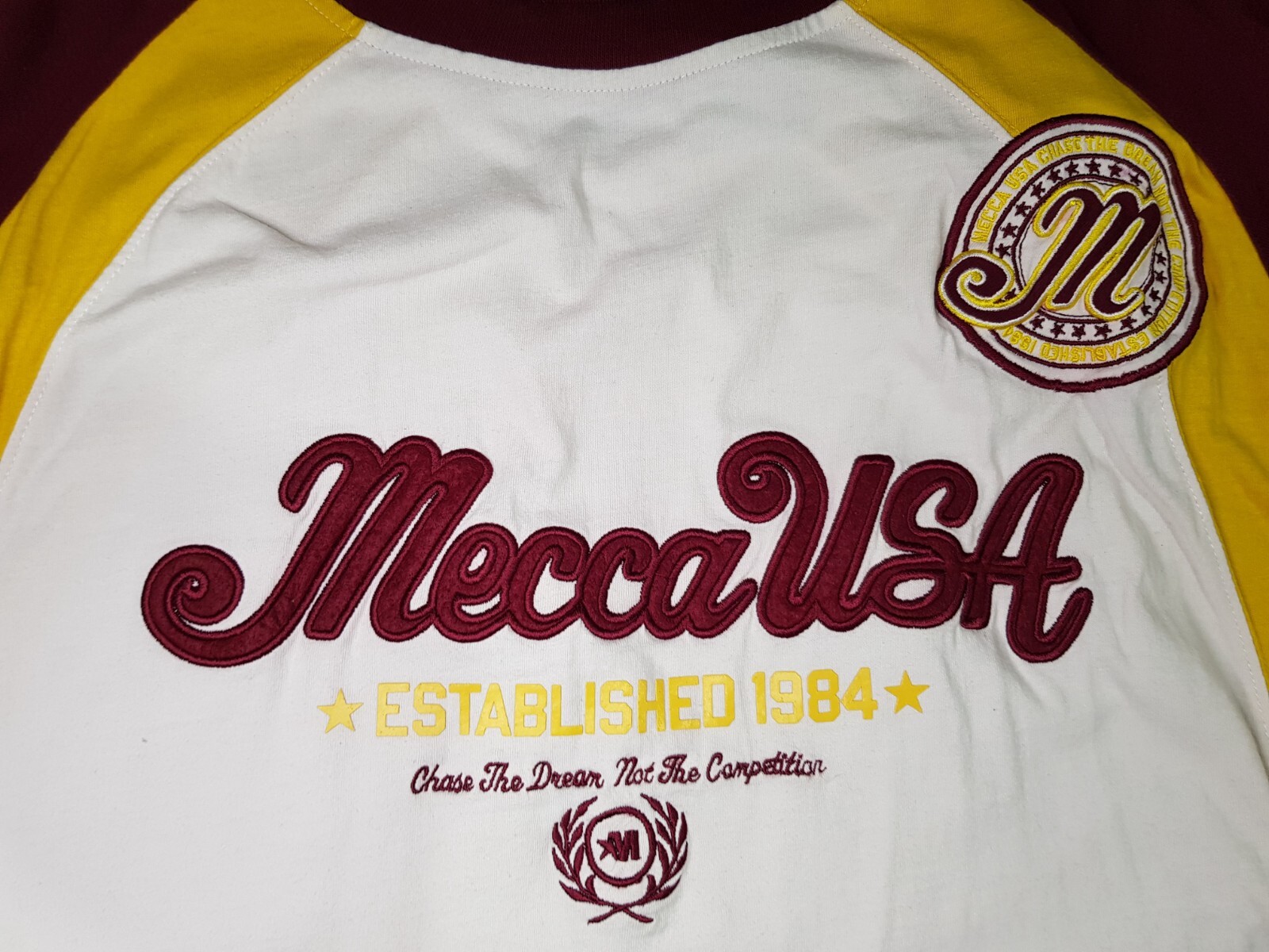 VINTAGE MECCA USA SIZE XXL 2XL MENS COTTON EMBROIDERED T-SHIRT HIP HOP 90s Y2K gallery