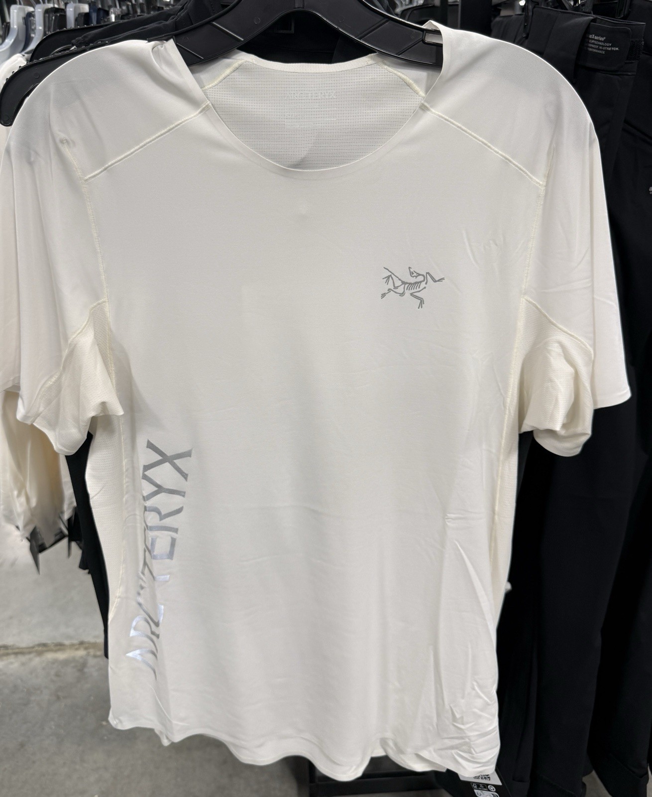 Arc'teryx Norvan Downword Logo SS Tee Arctic Silk Size Large NWT NEW gallery
