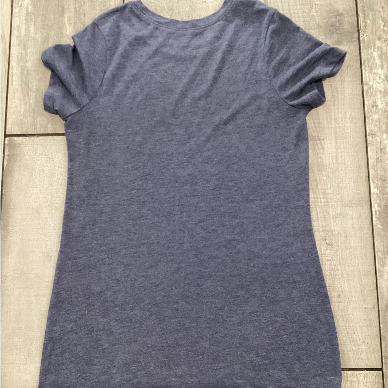 Zoe + Liv Charcoal Gray Tee size small. #hp gallery