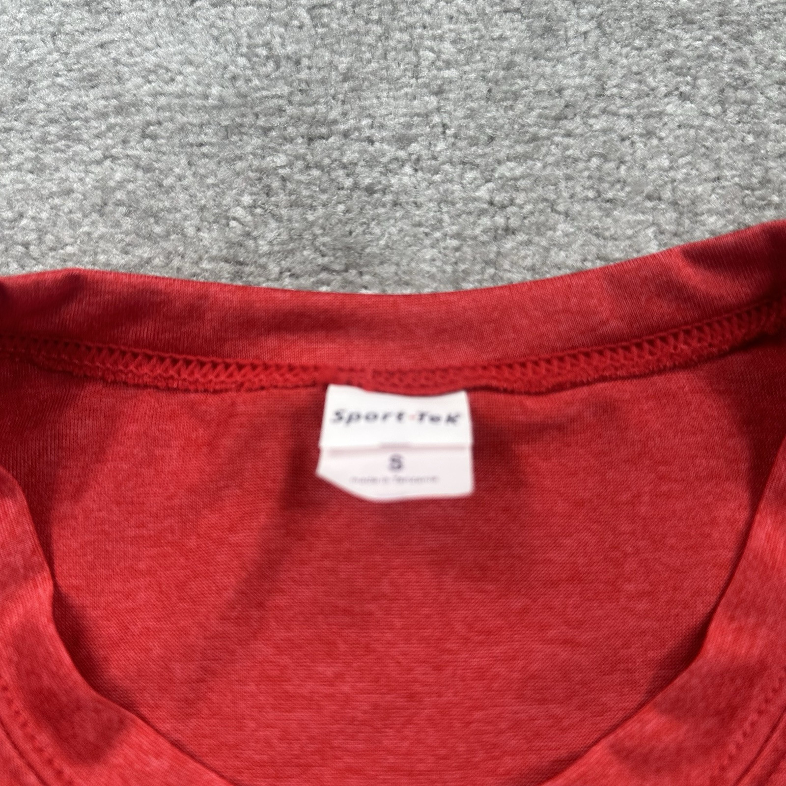 Sport Tek Adult T Shirt Size Small Red Short sleeves Crew Neck gallery
