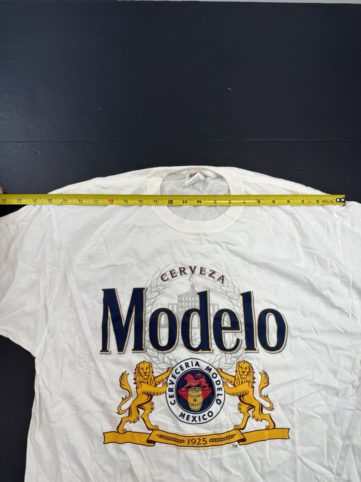 Modelo Mexican Beer T-Shirt Men’s Sz Large White Graphic Print BRAND NEW gallery