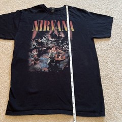 M&O Gold 2010 Nirvana Kurt Cobain Unplugged Set men’s tshirt in black size M