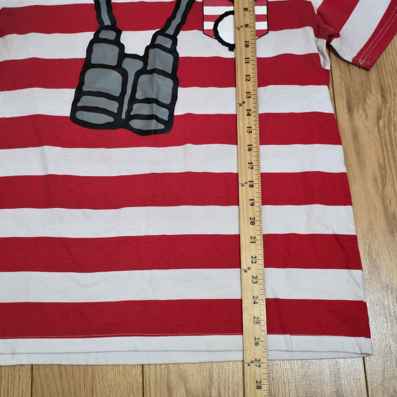 Where's Waldo Costume T-Shirt Men's Size Large EUC Halloween Dress Up Striped gallery