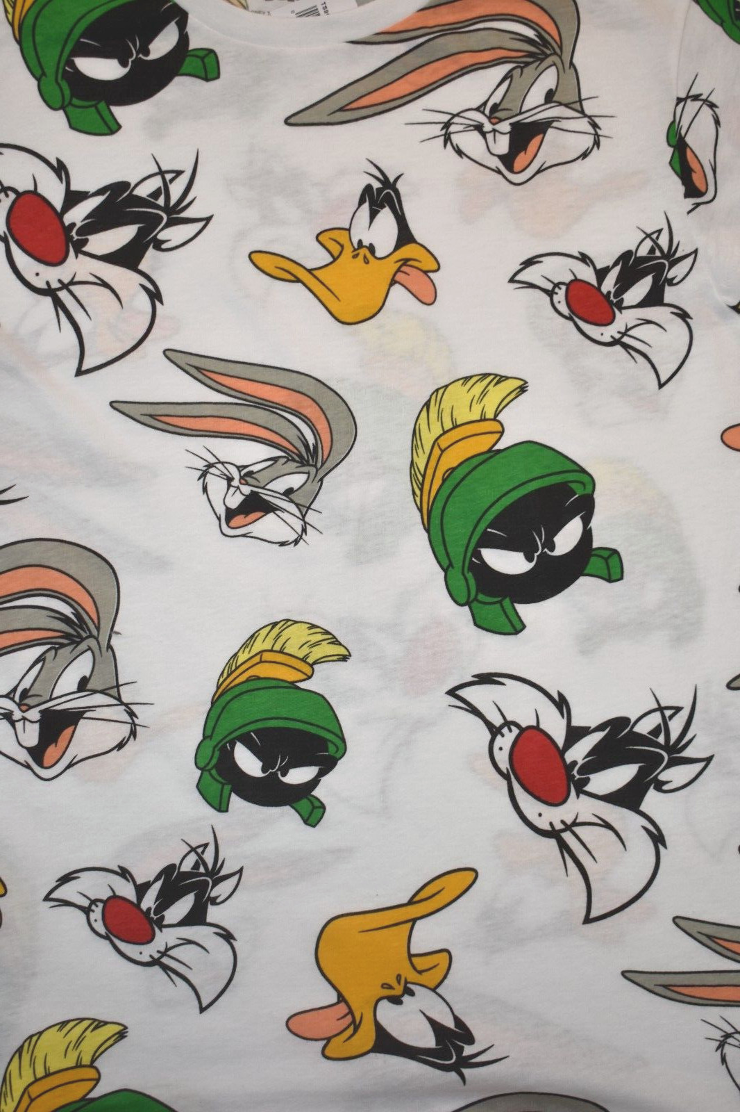 Looney Tunes Mens Classic Cartoon Characters All Over Print Shirt NWT S-XL gallery