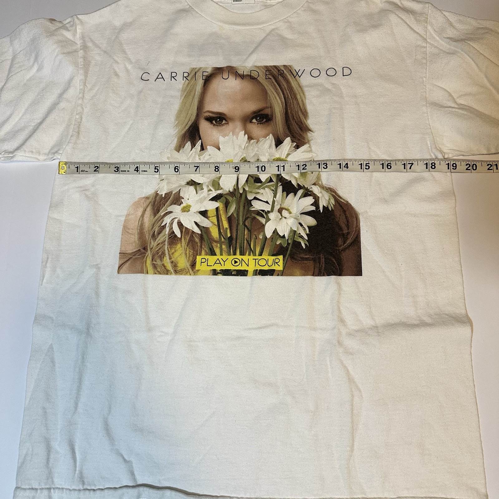 Carrie Underwood Play On Tour 2010 Concert T-Shirt Size M Double Sided White gallery