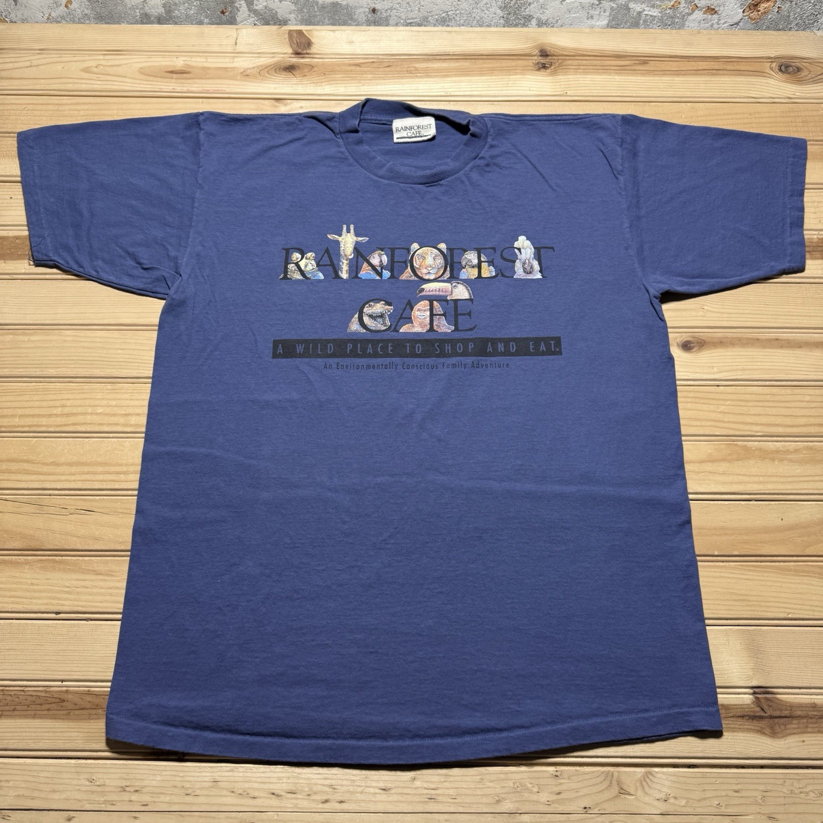 Vintage 90s Rainforest Cafe Animal Family Kingdom Nature Shirt Size Large Blue
