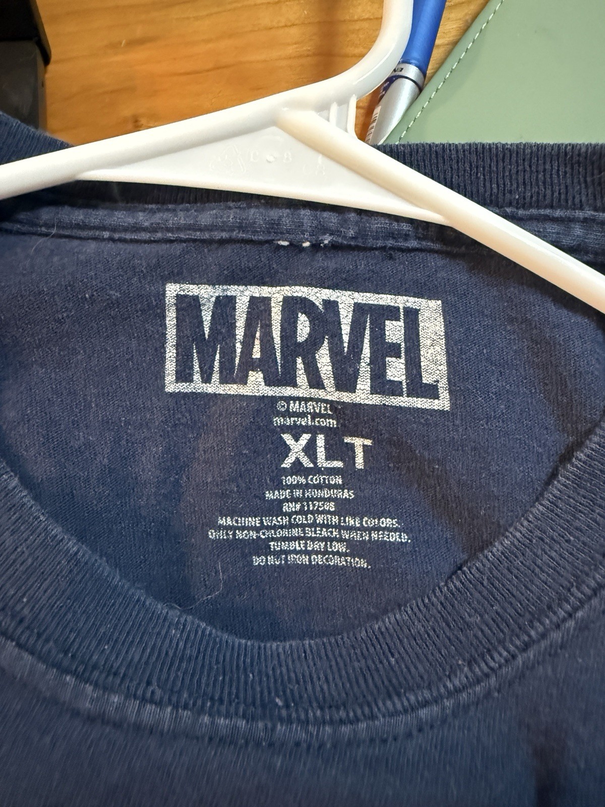 Men's Marvel T-Shirt Size XLT gallery