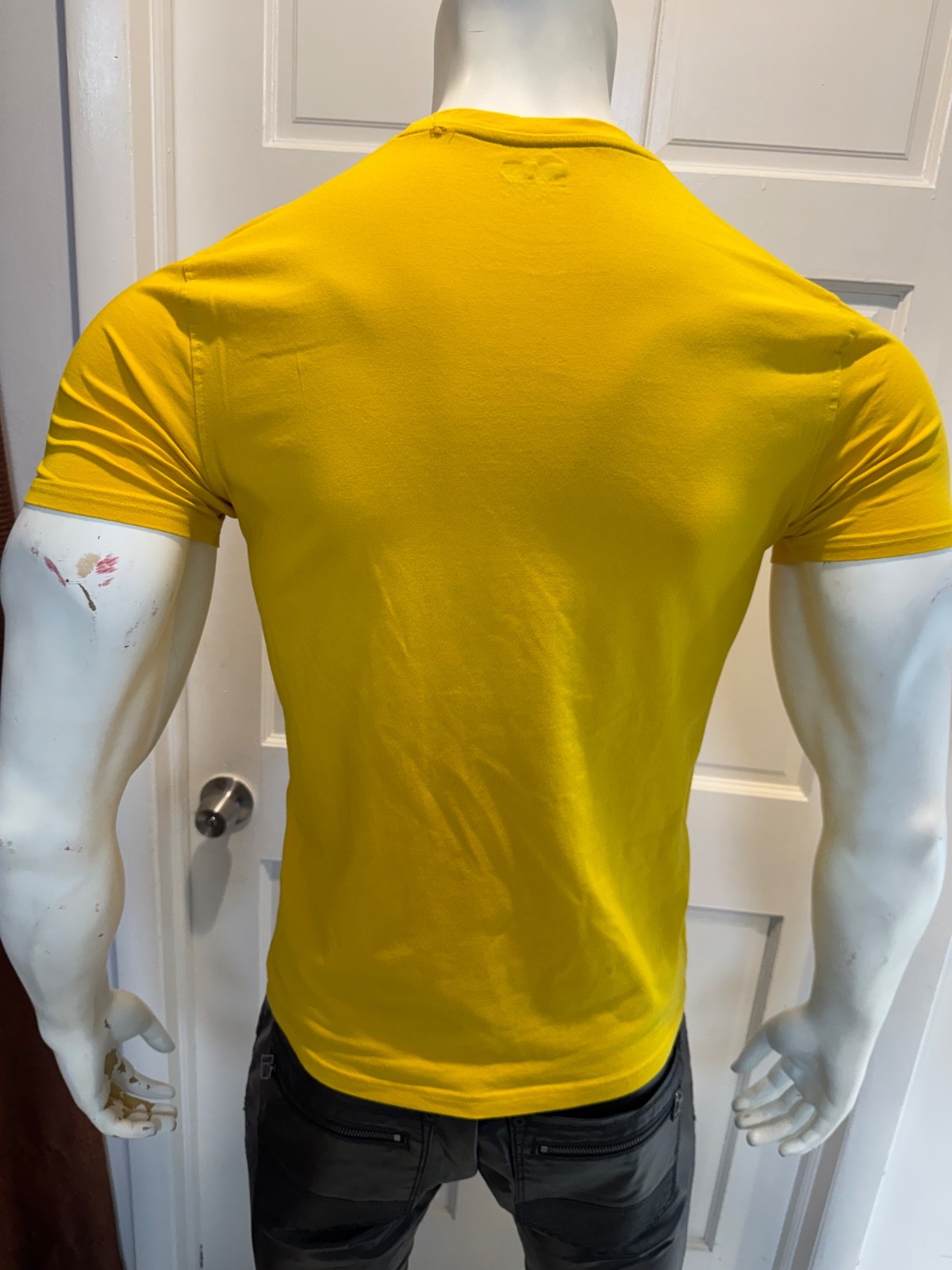International Male Summer Men's Yellow Fearless Bear Crew-neck T-shirt size L gallery