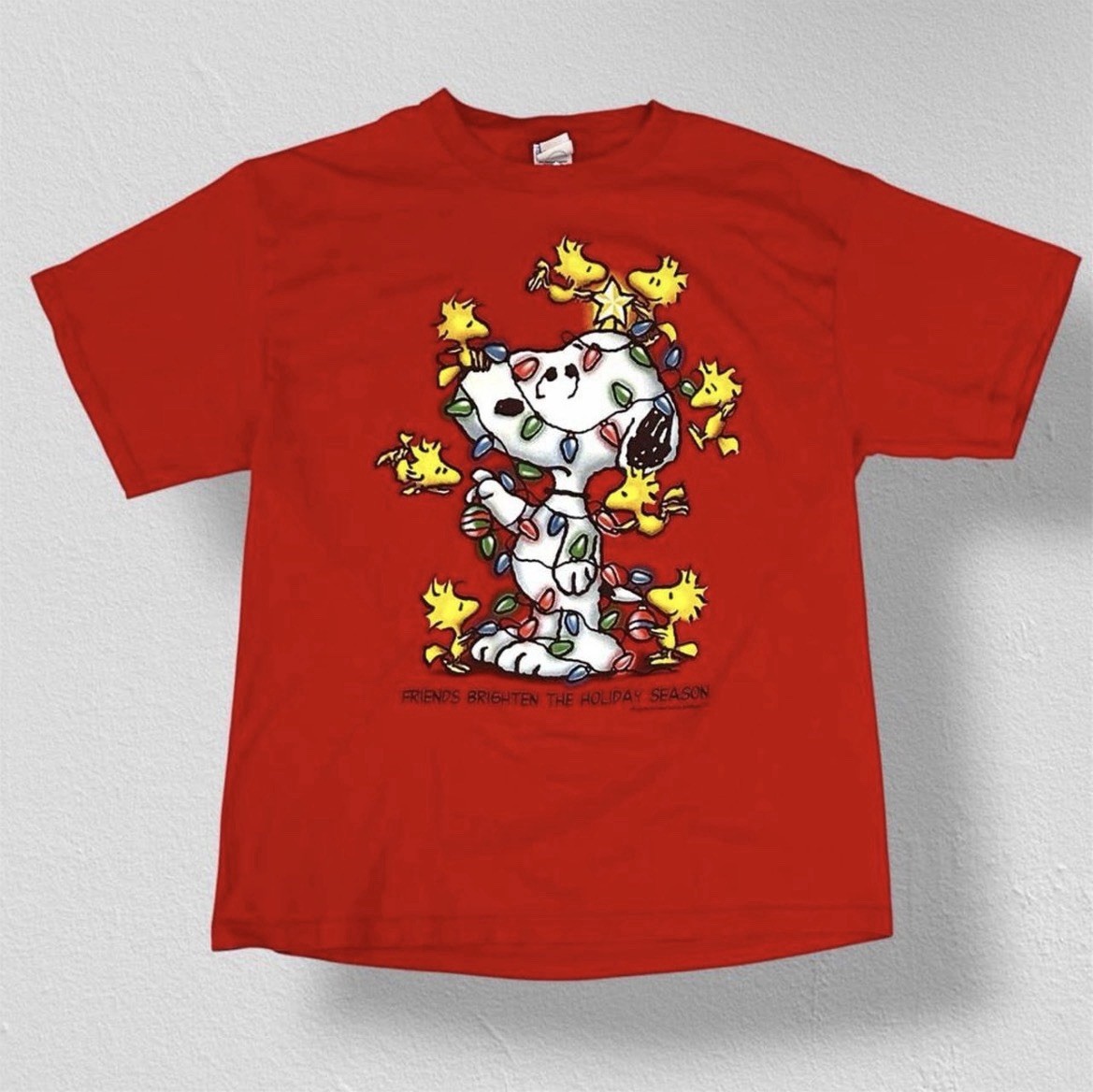 Vintage Snoopy Christmas Size S Red Peanuts Charlie Brown Cartoon Y2K T Shirt