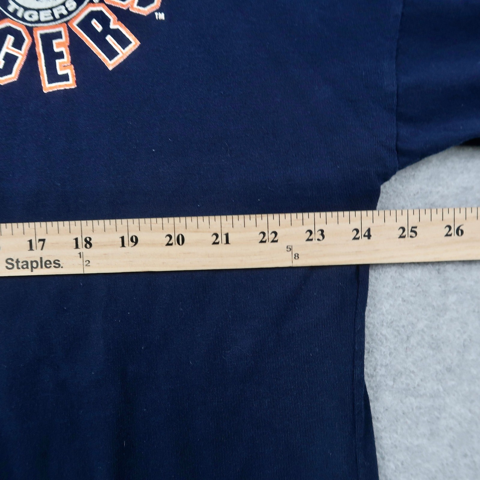Vintage 1992 Detroit Tigers Henley Shirt Mens XL Navy Blue Artex MLB Made in USA gallery