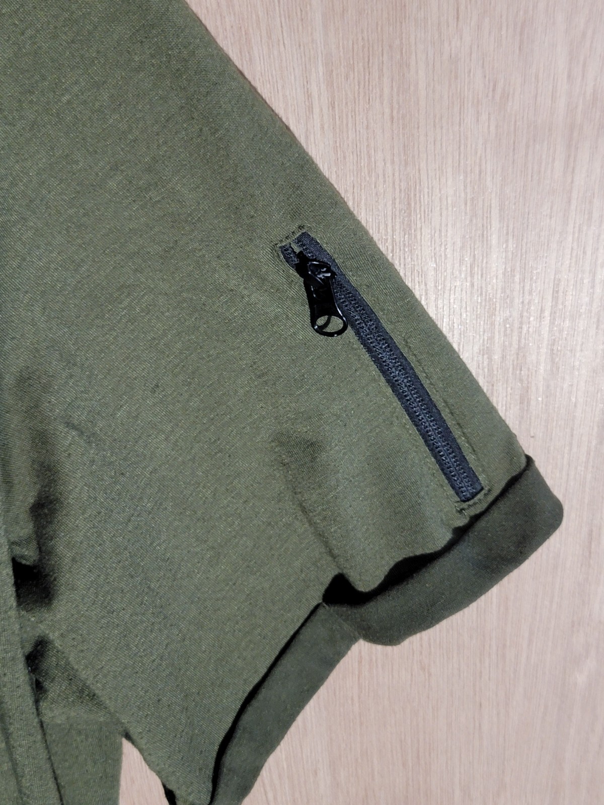 Men’s Hipster Shirt XL Longline V-Neck Short Sleeve Zip Pocket Green gallery