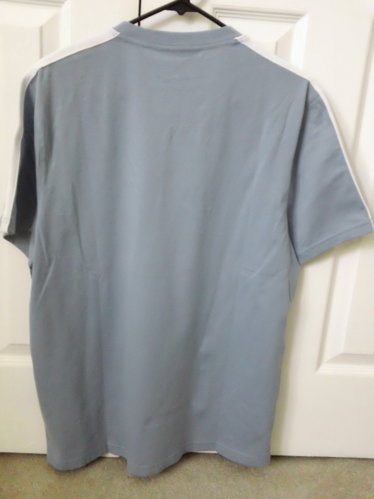 NWT Men's Size Large Michael Kors Chambray Color T-Shirt gallery