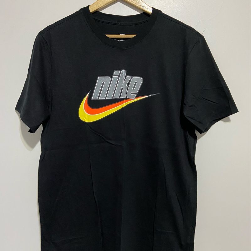 AUTHENTIC NIKE NSW ICON GRAPHIC T-SHIRT DX1991-010