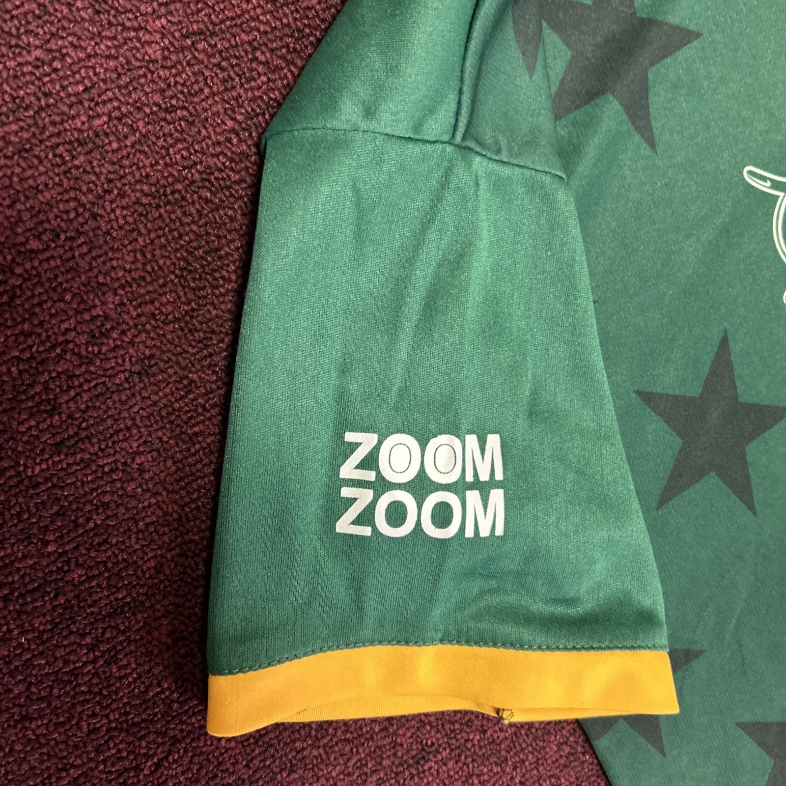 Men's T20 ICC World Cup Cricket 2012 Pakistan Jersey size XL gallery
