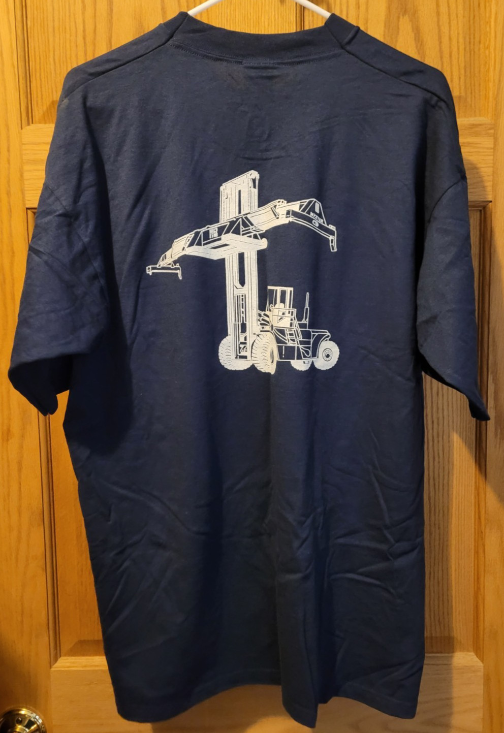Vintage Printed Hyster Forklift Fruit of the Loom Pocket T-shirt Size XL NWOT gallery