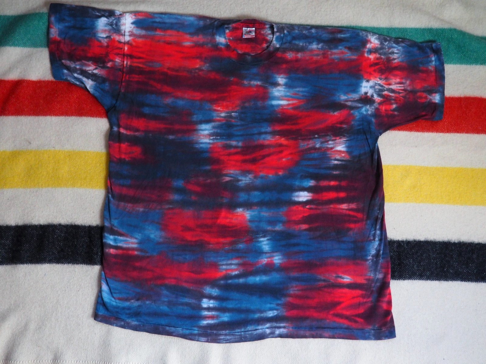 VTG 90s Fruit Loom Red Blue Blank USA Made Tie Dye Tee T-Shrt Mens 3XL