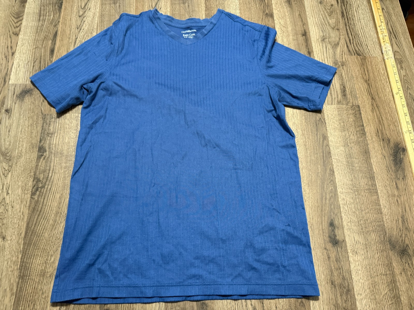 Croft & Barrow Shirt Men’s Size Large Tall, Blue, V-neck, Easy Care