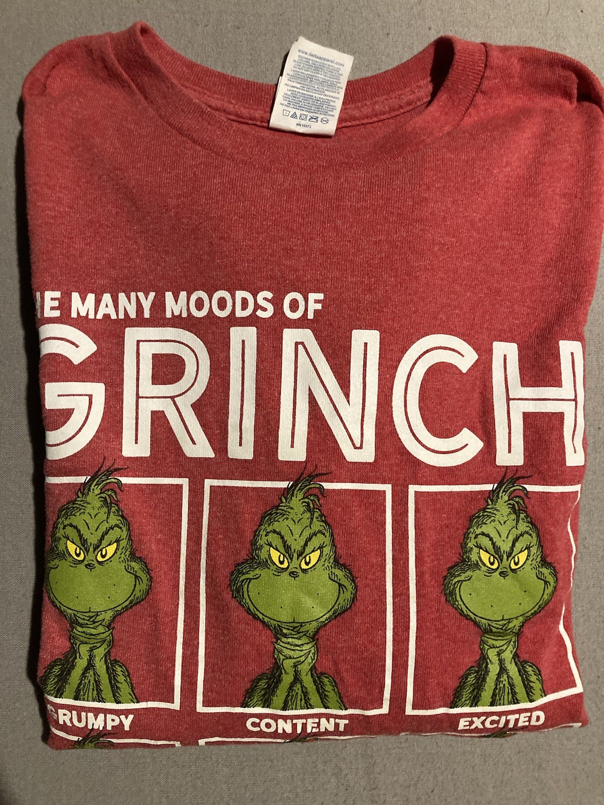 The Many Moods of Grinch Shirt Medium Red Dr. Seuss Christmas Graphic Tee 2017 gallery