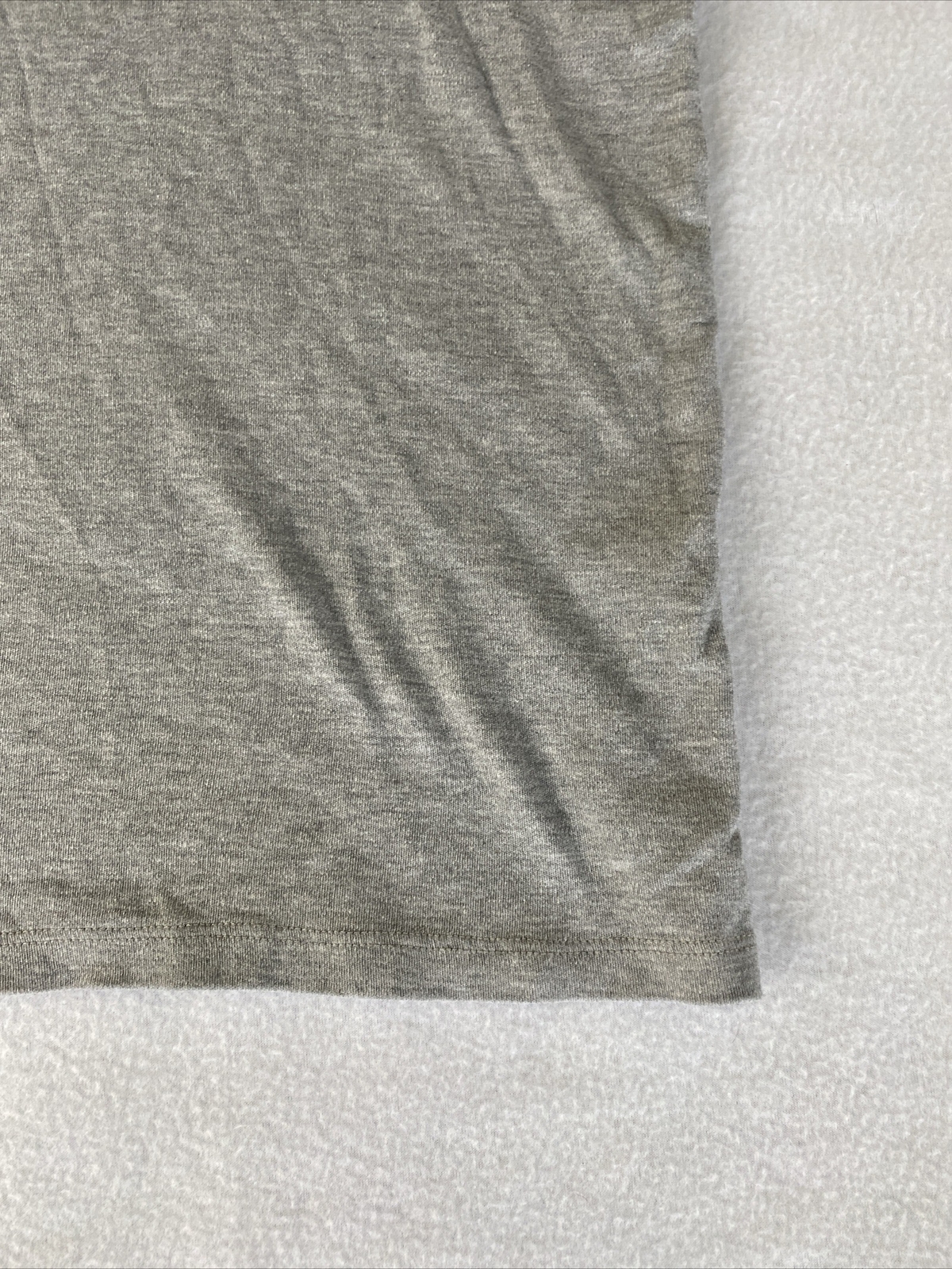 DKNY Men's T-shirt XL Gray Short Sleeve Cotton Blend Designer City Old Money Y2K gallery
