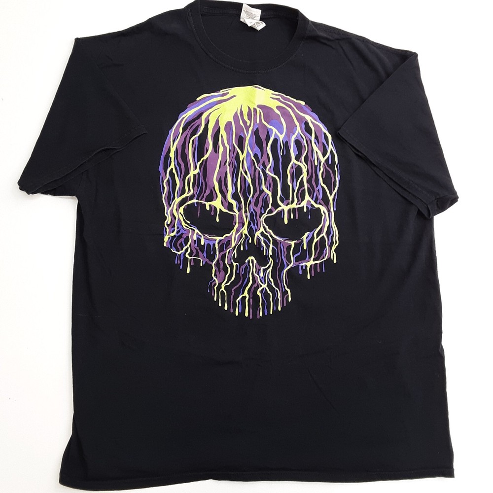 Vintage Graffiti style Skull t-shirt graphic Halloween Print Size XL