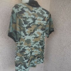 AUTHENTIC “REVERSE THREADS” CHAMP MEN’S CAMO SHORT SLEEVE KNIT SHIRT SIZE M