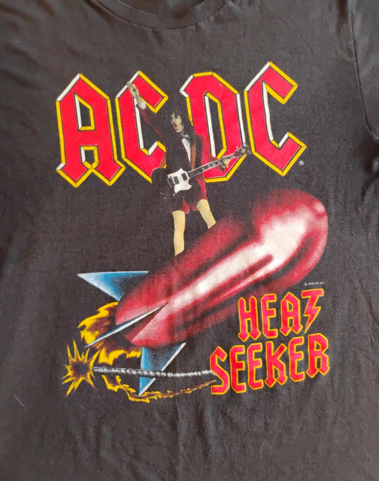 1988 AC/DC Heat Seeker World Tour Band T-shirt Single Stitch USA Size Lg gallery