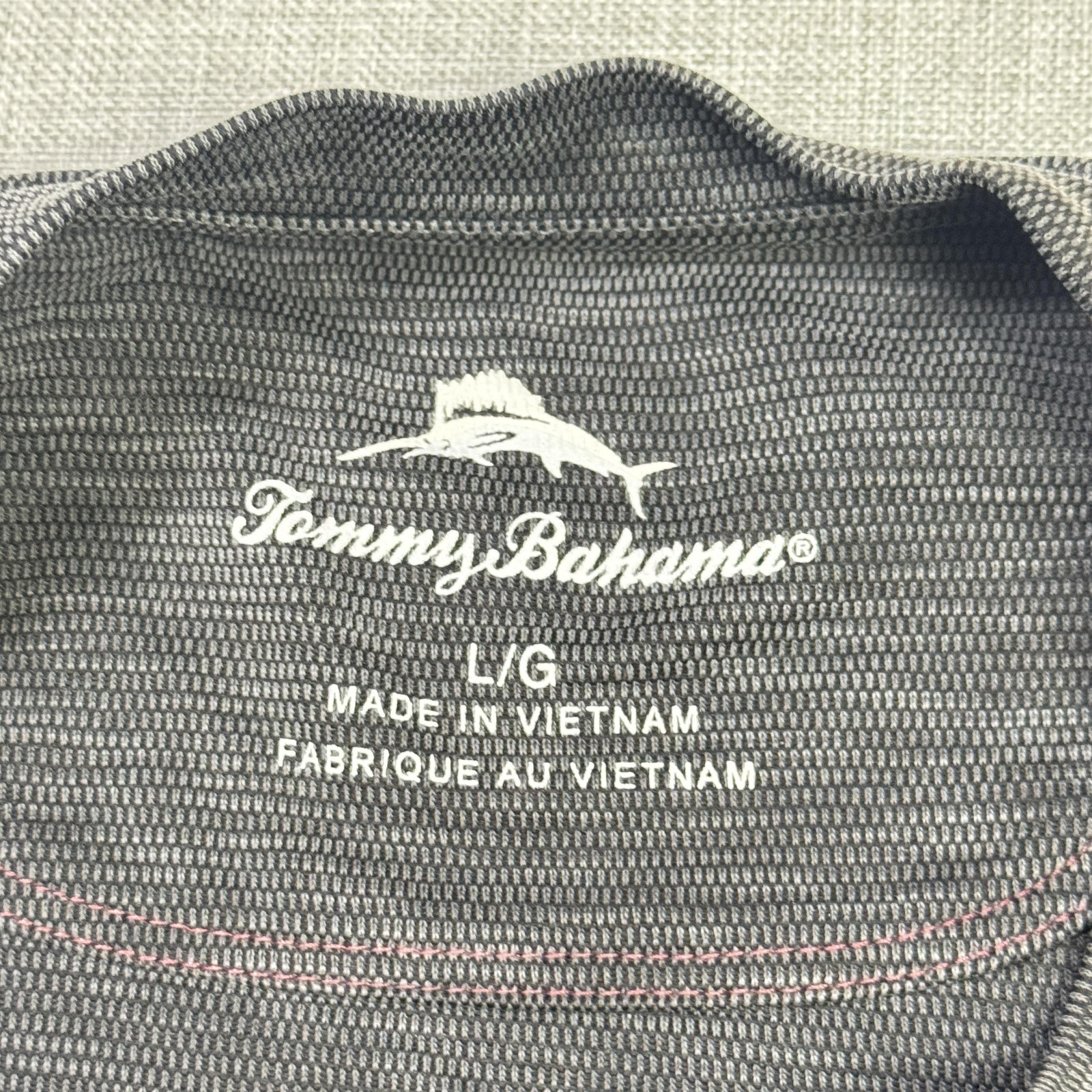 Tommy Bahama Shirt Mens Large Gray Short Sleeve Crew Neck Tagless Contrast Trim gallery
