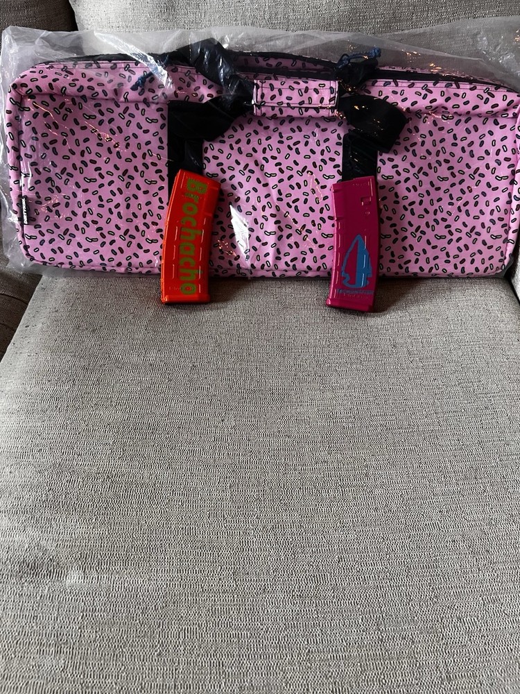 Dirty Kid rifle bag Donut sprinkle ..still in plastic bag..mags new! Never used.