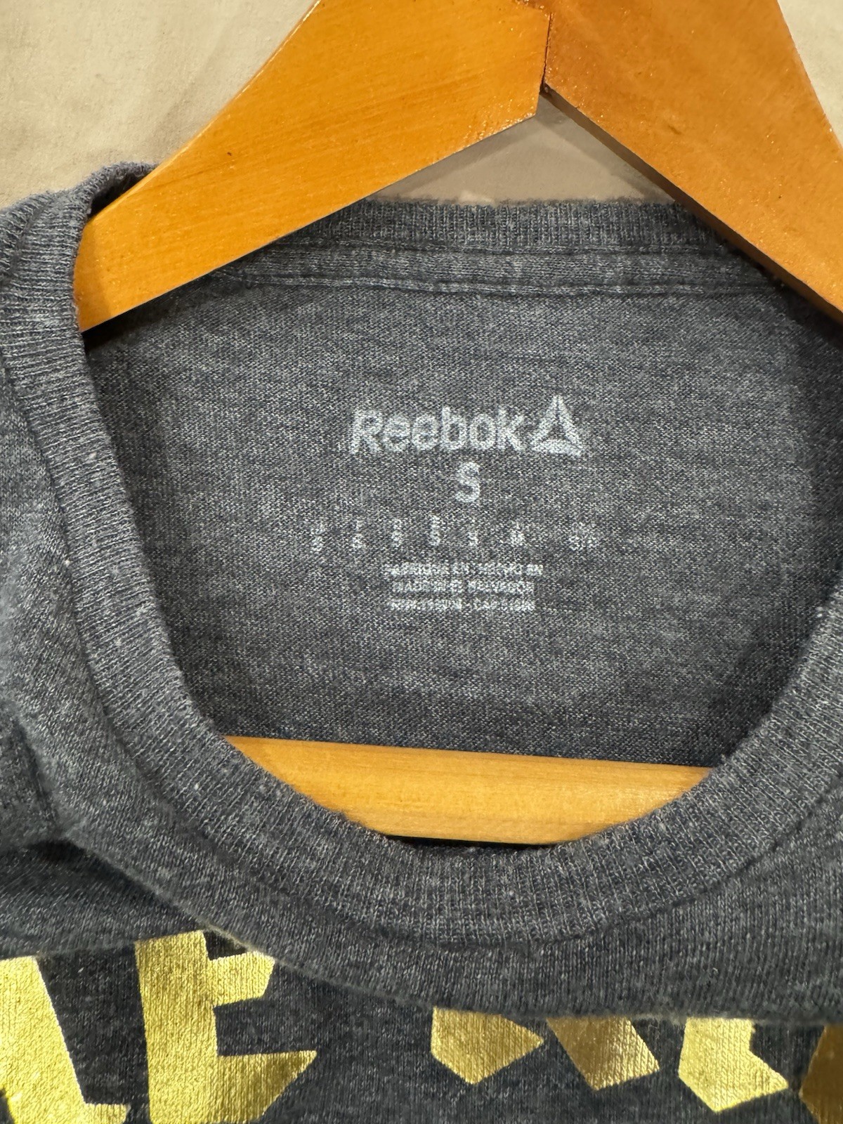 Reebok UFC Conor McGregor "The King" Men’s Gray S Crew Neck T-Shirt gallery