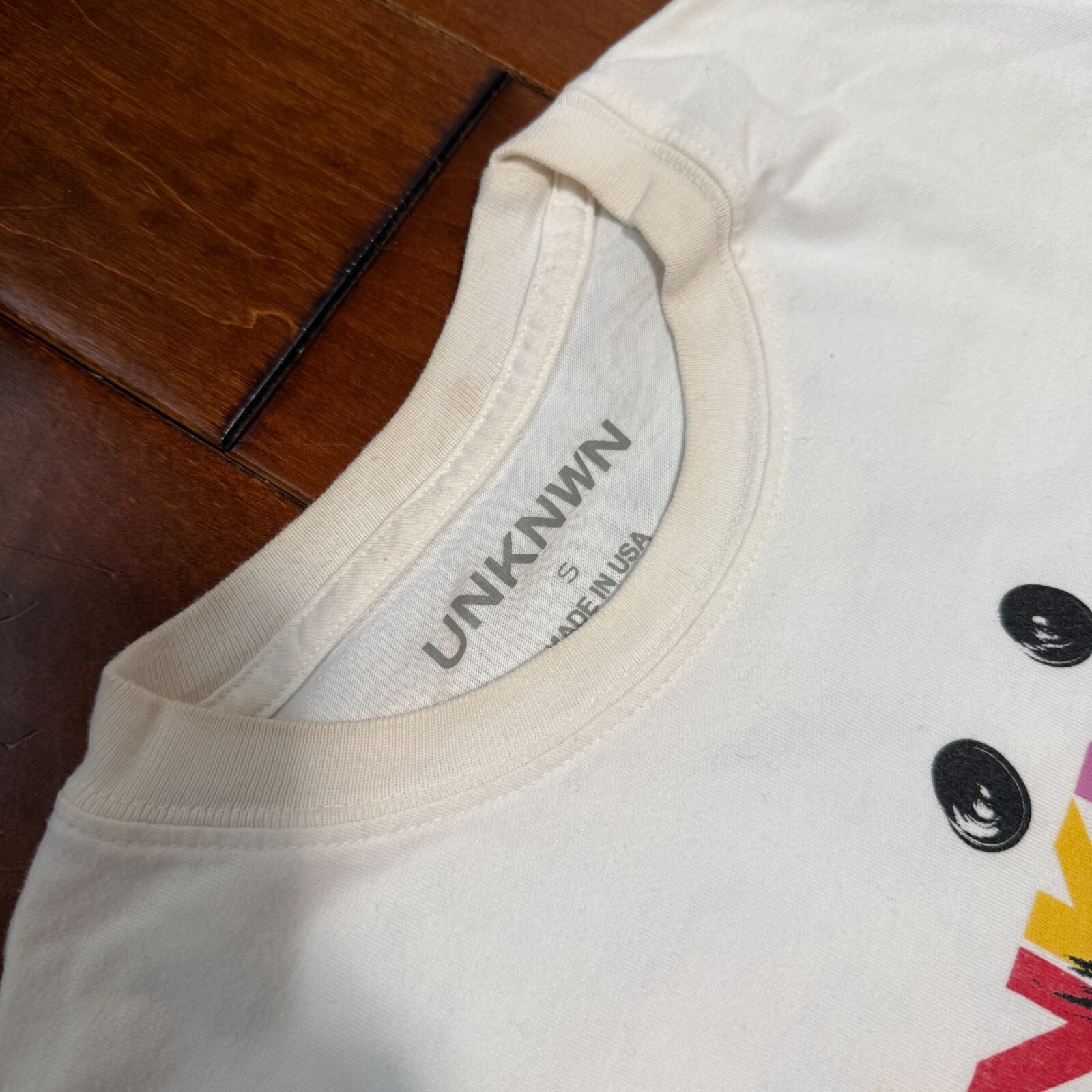 UNKNWN Smiley Face White T-Shirt Men's Small Made in USA gallery