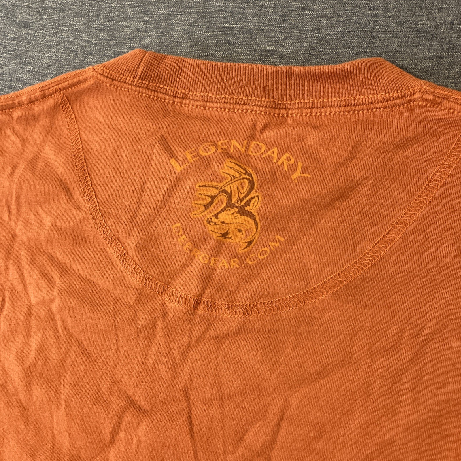 Legendary Whitetails Men’s T-Shirt Size Medium Burnt Orange New gallery