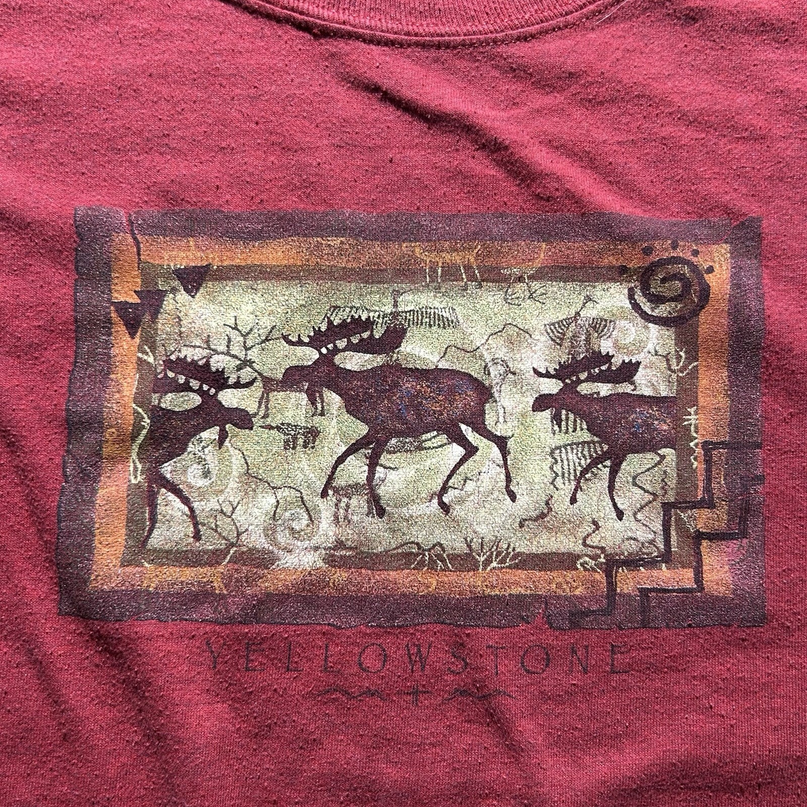 Eco Mountain Made In USA Yellowstone Moose Center Logo Shirt Mens Size Large Red gallery