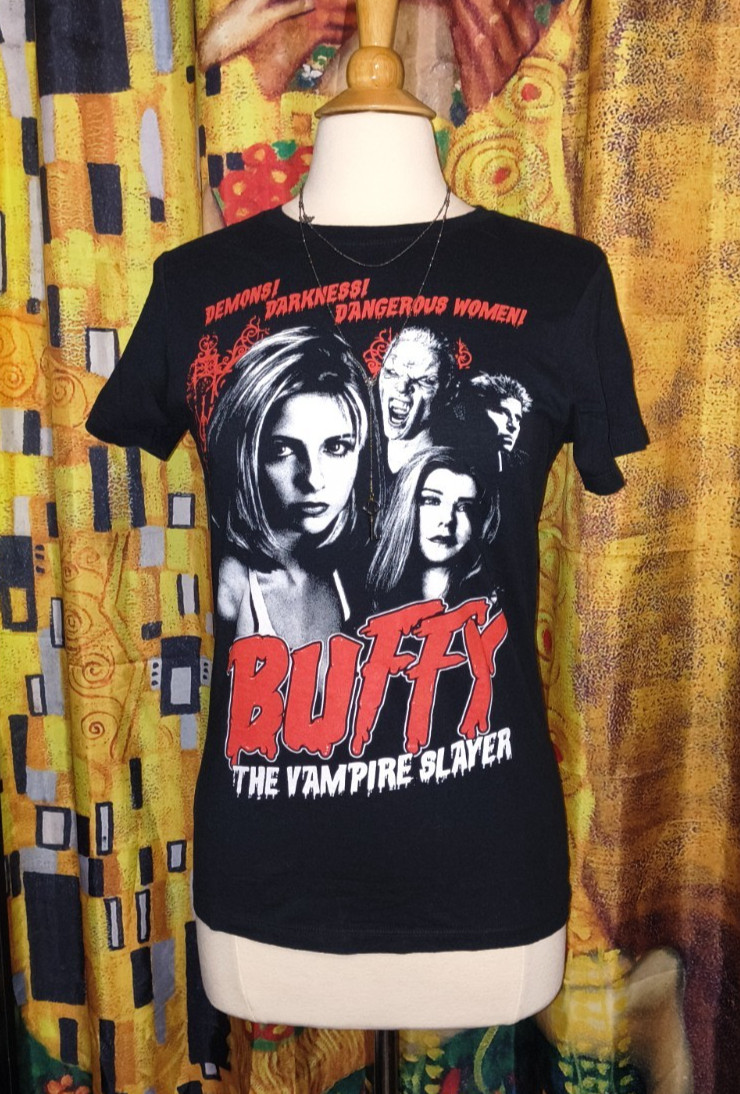 Sarah Michelle Gellar Tees Buffy the Vampire Slayer L + Cruel Intentions M NWT gallery