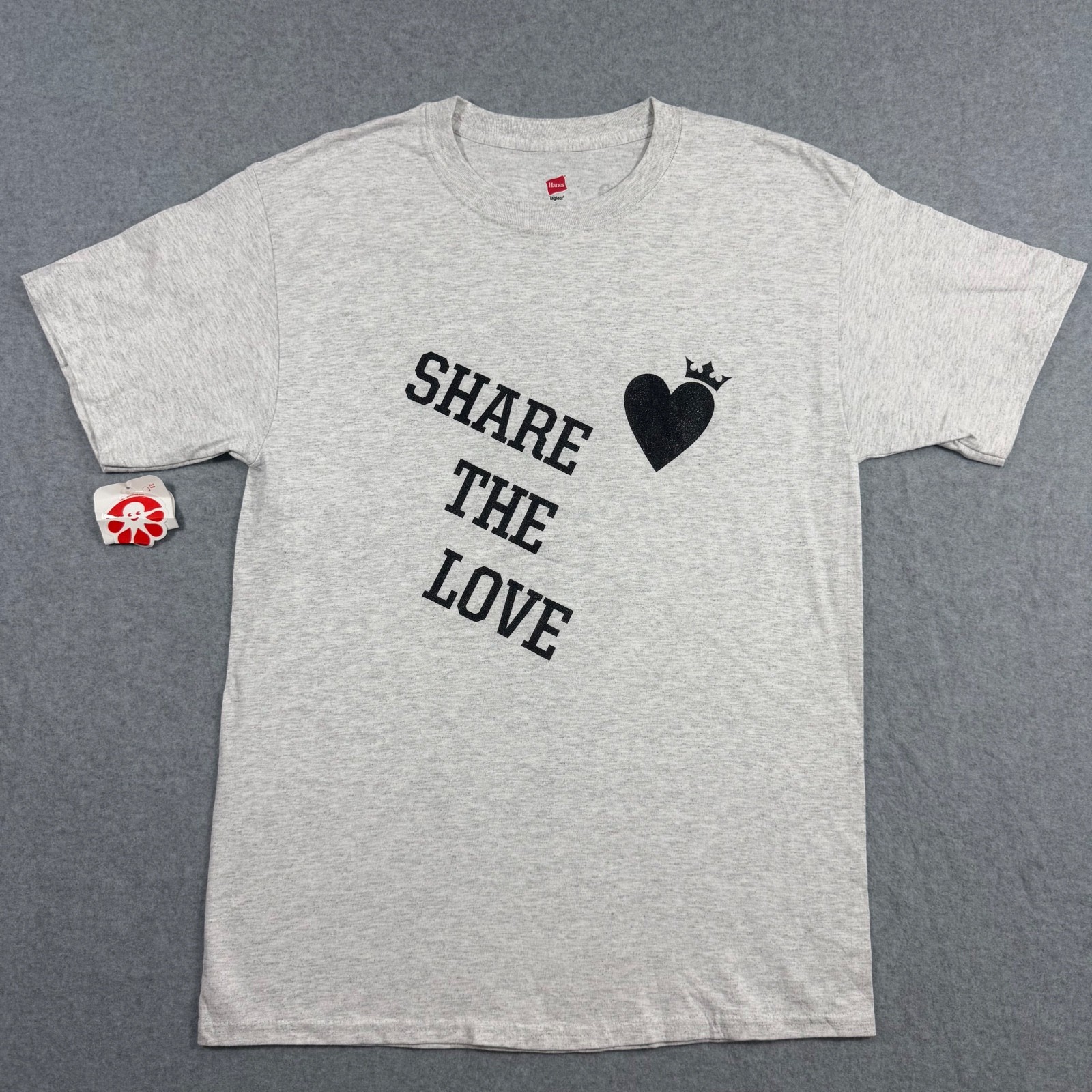 Hanes Tagless Share The Love T-Shirt Mens M Gray Heart Crown Graphic Tee gallery