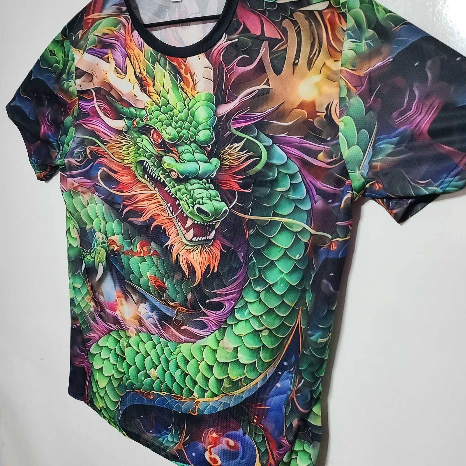 Menacing Dragon Multi-Colored T-Shirt Size XXL 2-Sided 100% Polyester. gallery