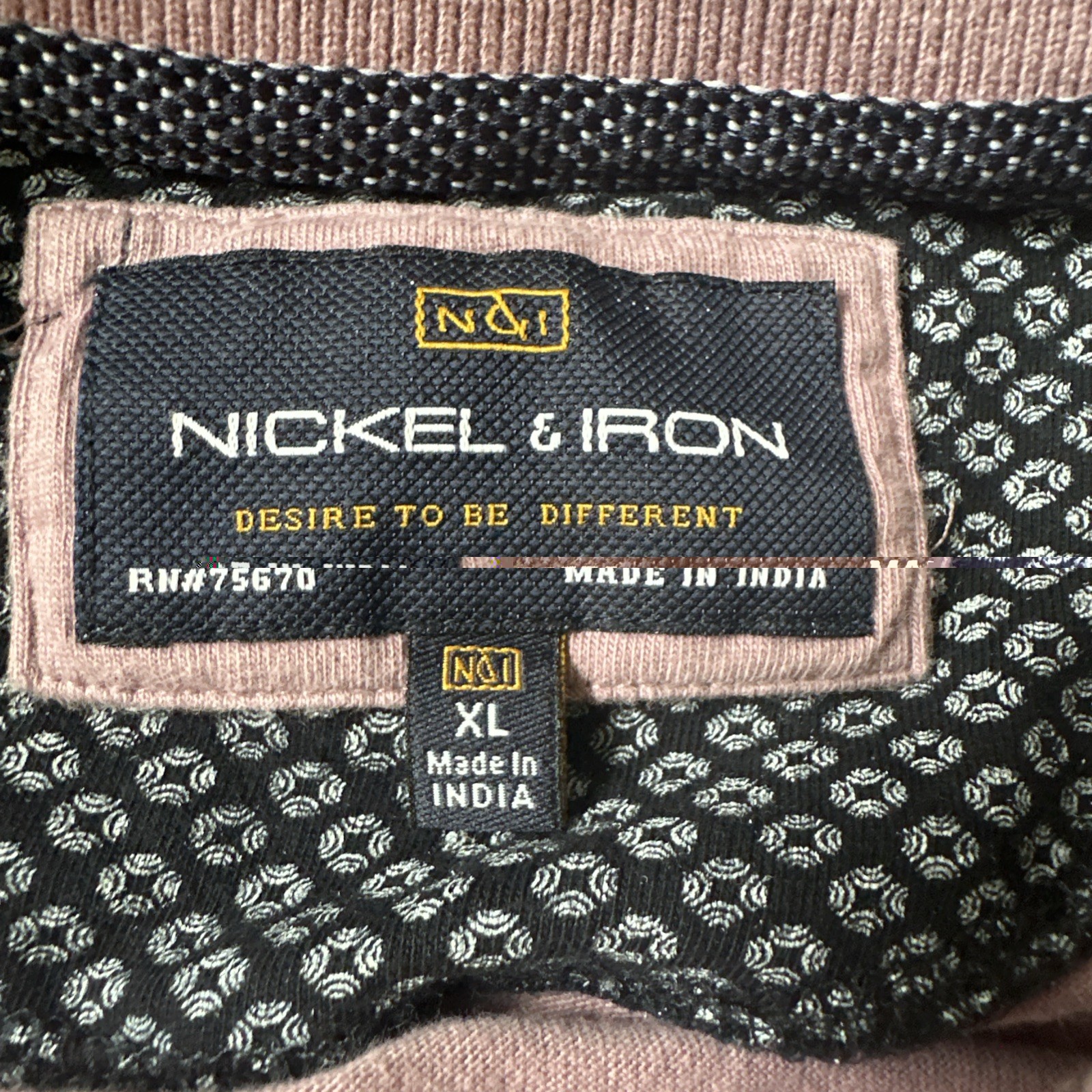 Nickel & Iron 100% Cotton Shirt Mens XL Plum Short Banded Sleeve and Collar gallery