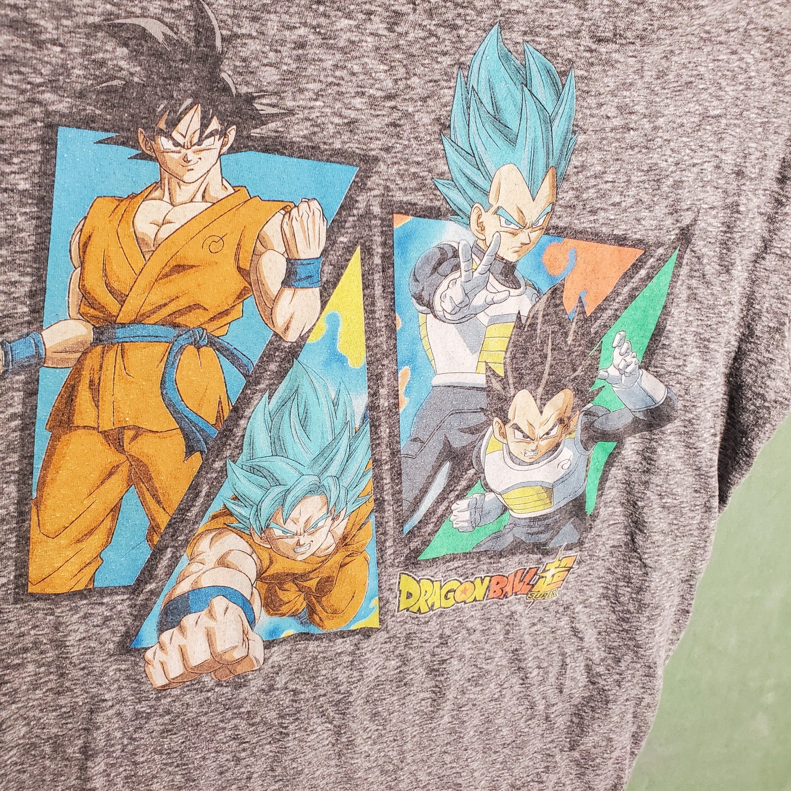 Mens T-Shirt Dragon Ball Super Size M Charcoal Heather 4 Panel Goku Vegeta Thin gallery