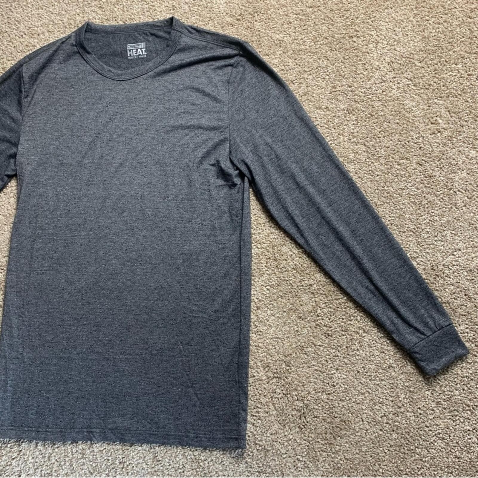 32 Degrees Heat Men’s Charcoal Gray Long Sleeve Base Layer Shirt gallery