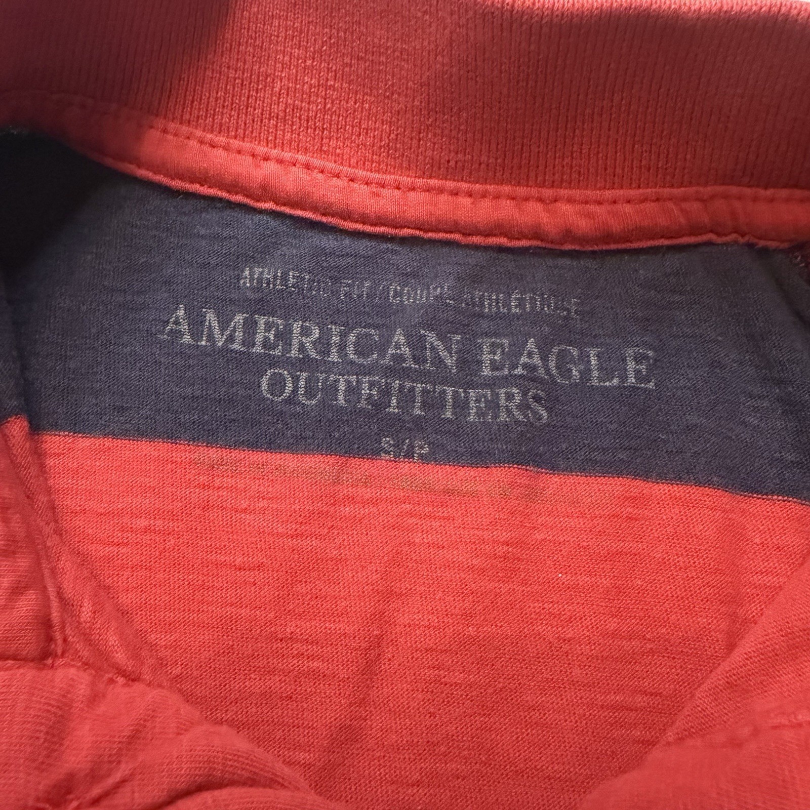 American Eagle Athletic Fit Men's Small Blue and Red Short Sleeve Shirt gallery