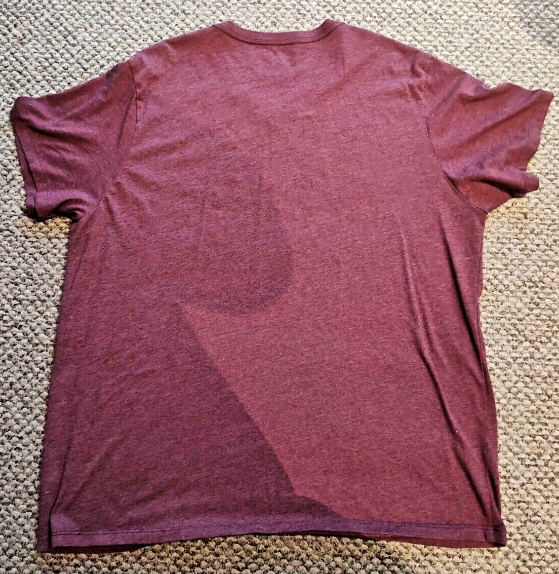 BCG Mens athletic T-shirt XXL, V-Neck short-sleeve heather red/plum pre-owned gallery