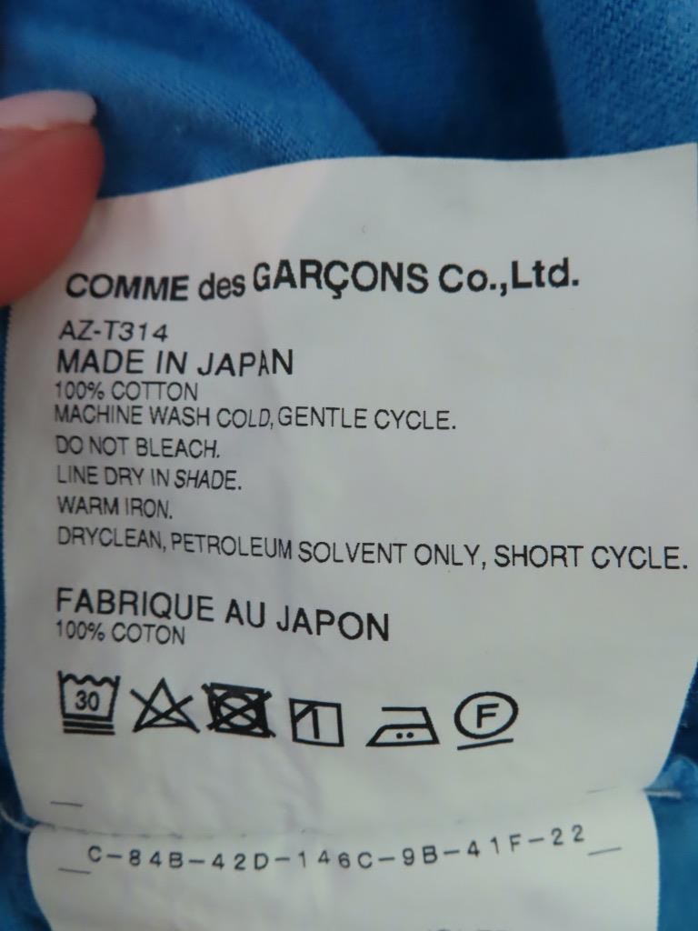 PLAY Comme des Garcons Blue Short Slv/Red Heart Patch Mens T-Shirt Size L gallery